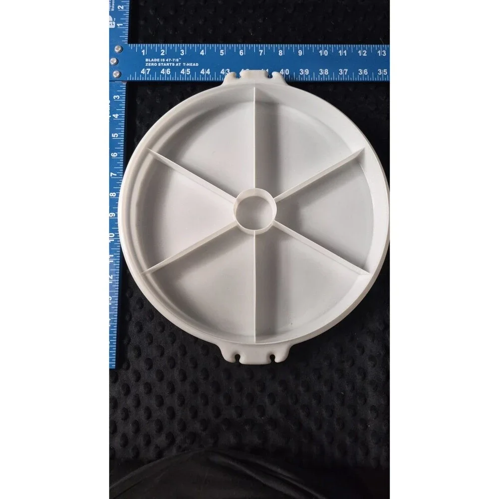 Tupperware 12